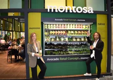 Equipo de Marketing en el stand de Montosa, con su nuevo concepto de productos de aguacate para el retail.
